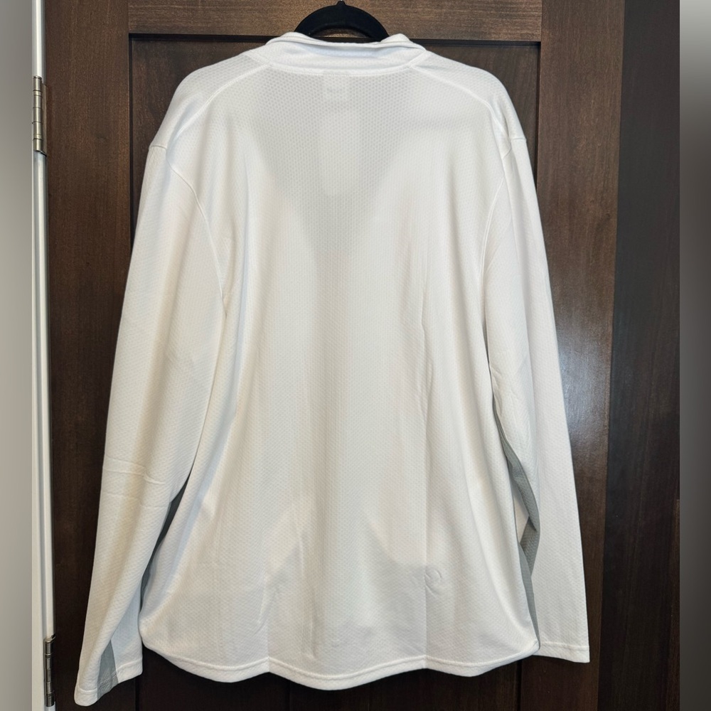 ALO Yoga White Performance Full Zip with Gray Trim - Picture 2 of 2